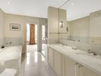 Недвижимость Flood Street: 16