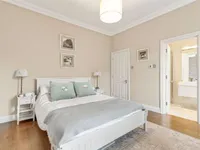 Недвижимость Cathcart Road: 2