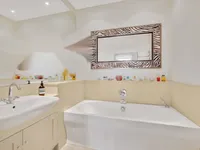 Недвижимость Sloane Court East: 3