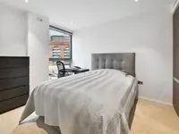 Недвижимость Chartwell House, Waterfront Drive: 4