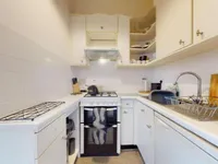 Недвижимость Finborough Road: 12