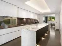 Недвижимость Tregunter Road: 15