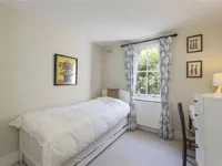 Недвижимость Lots Road, Chelsea: 2