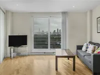 Недвижимость St. George Wharf: 4