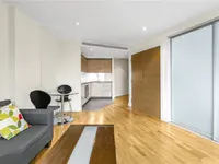 Недвижимость St. George Wharf: 14