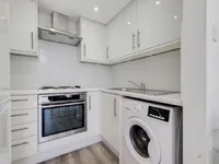 Недвижимость —: 9