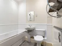 Недвижимость Wyndhams Court, 32 Celandine Drive: 1