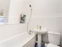 Недвижимость Albion Avenue: 6