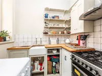 Недвижимость Prince Of Wales Drive: 8