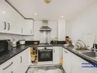 Недвижимость Stepney Way: 8