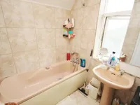 Недвижимость Western Avenue, East Acton: 1