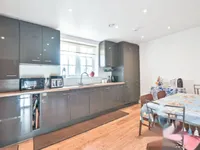 Недвижимость Ashridge Close, Finchley: 8