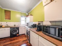 Недвижимость St. Georges Road: 9