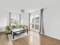 Недвижимость Sandifer Drive, Cricklewood: 7