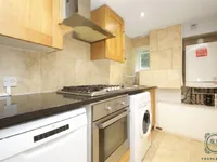 Недвижимость Crescent Rd, Haringey: 3