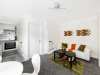 Недвижимость Trenmar Gardens: 2