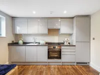 Недвижимость Waterlow Road: 1