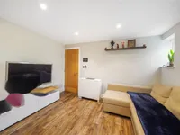 Недвижимость Waterlow Road: 2