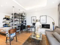 Недвижимость Cobblestone Square: 8