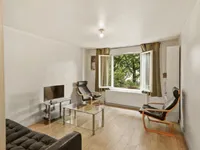 Недвижимость Barker Drive: 8