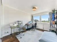 Недвижимость Austin Road: 3