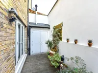 Недвижимость Stoke Newington Road: 6