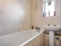 Недвижимость Robert Owen House, Bishop's Park: 2