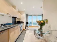 Недвижимость Eustace Building: 8