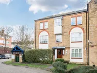 Недвижимость Longfellow Way: 5