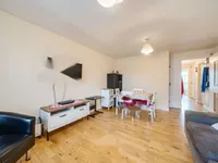 Недвижимость Longfellow Way: 7