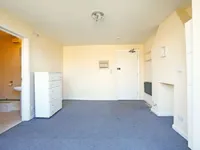 Недвижимость Adamson Road: 1