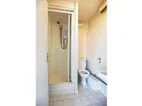 Недвижимость Adamson Road: 2