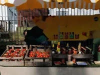 Недвижимость Adamson Road: 6