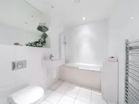 Недвижимость Highbury Stadium Square: 1