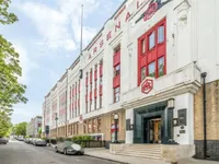 Недвижимость Highbury Stadium Square: 2