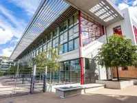 Недвижимость Highbury Stadium Square: 4