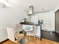 Недвижимость Bridges Court Road: 2