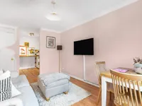 Недвижимость Gables Close: 16