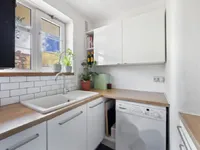 Недвижимость Atherfield Court, Borrodaile Road: 4