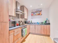 Недвижимость Queensland Road, Islington: 5