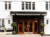 Недвижимость Vicarage Court, Vicarage Gate, Kensington: 11