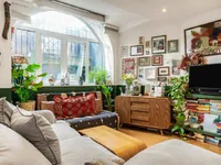 Недвижимость Henriques Street: 7