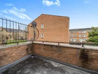 Недвижимость Hillery Close: 4