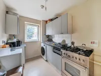 Недвижимость Hillery Close: 13