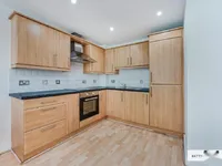 Недвижимость Ferndale Road: 2