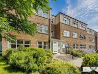 Недвижимость Ferndale Road: 8