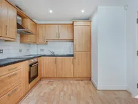 Недвижимость Ferndale Road: 10