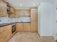 Недвижимость Ferndale Road: 3