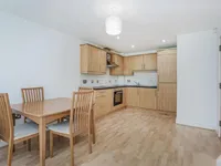 Недвижимость Ferndale Road: 6