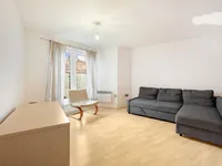 Недвижимость Ferndale Road: 4